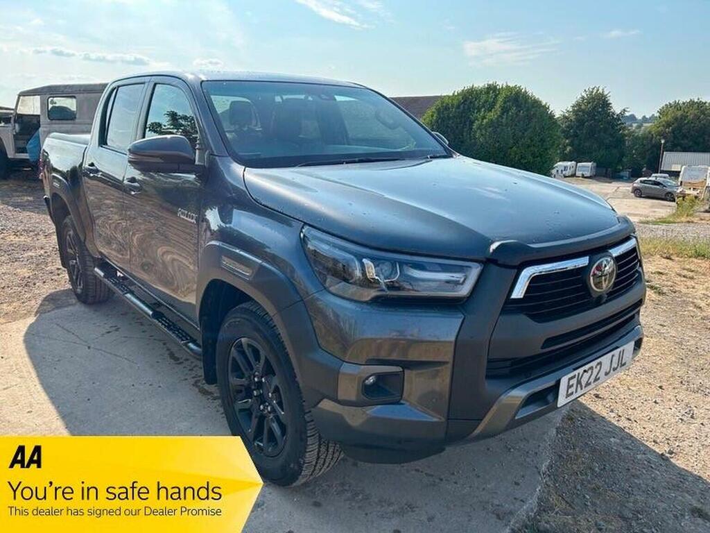 Toyota HILUX 2.8 D-4d Invincible X 4Wd Euro 6 Ss Grey #2