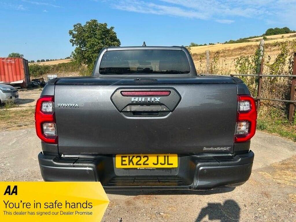 Toyota HILUX 2.8 D-4d Invincible X 4Wd Euro 6 Ss Grey #4