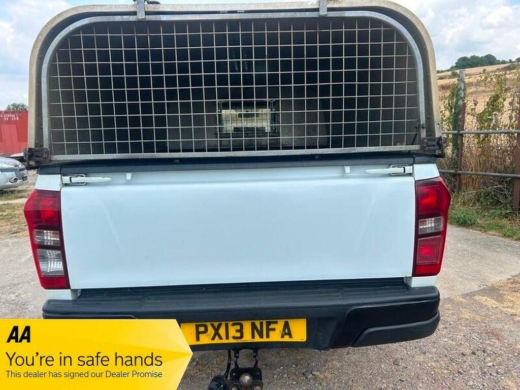 Isuzu D-Max 2.5 Td 4X4 White #4