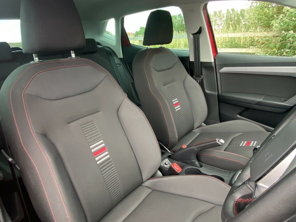 Seat Ibiza Fr 1.0 Tsi 95 5-Speed White #37