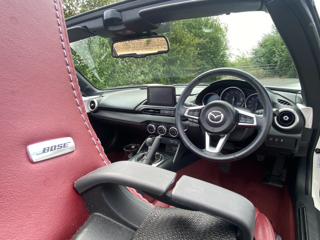 Mazda MX-5 100Th Anniversary Edition - Bose Audio Apple Car White #6