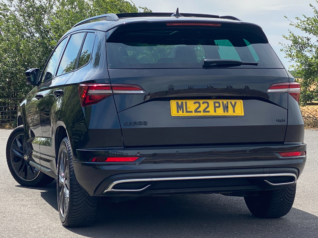 Skoda Karoq Estate Black #3
