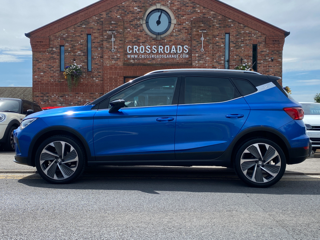 Seat Arona Hatchback Blue #2