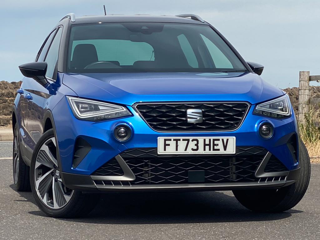 Seat Arona Hatchback Blue