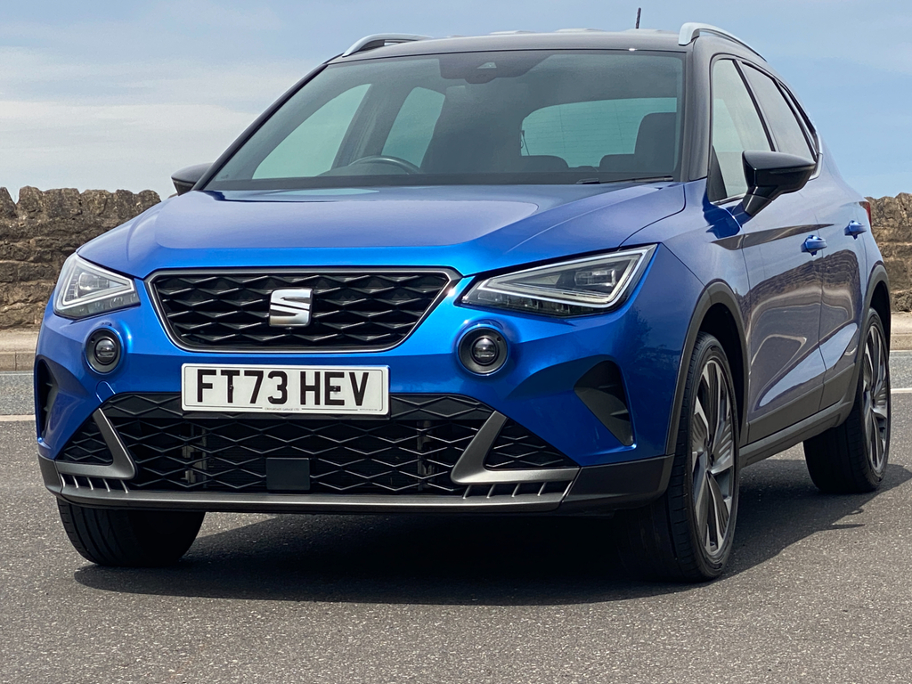 Seat Arona 1.0 Tsi Fr Limited Edition Suv Red #16