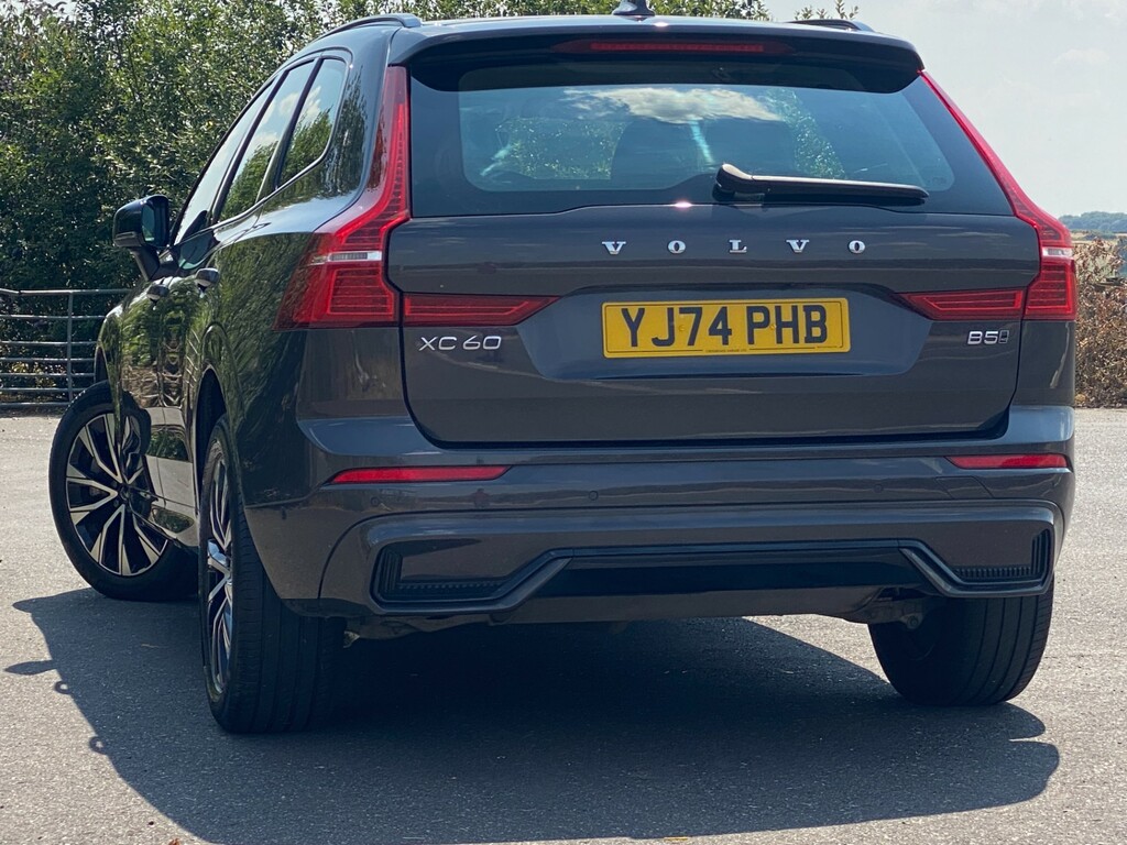 Volvo XC60 B5 Plus Awd - Harman Kardon Audio Surround YJ74PHB Grey #3