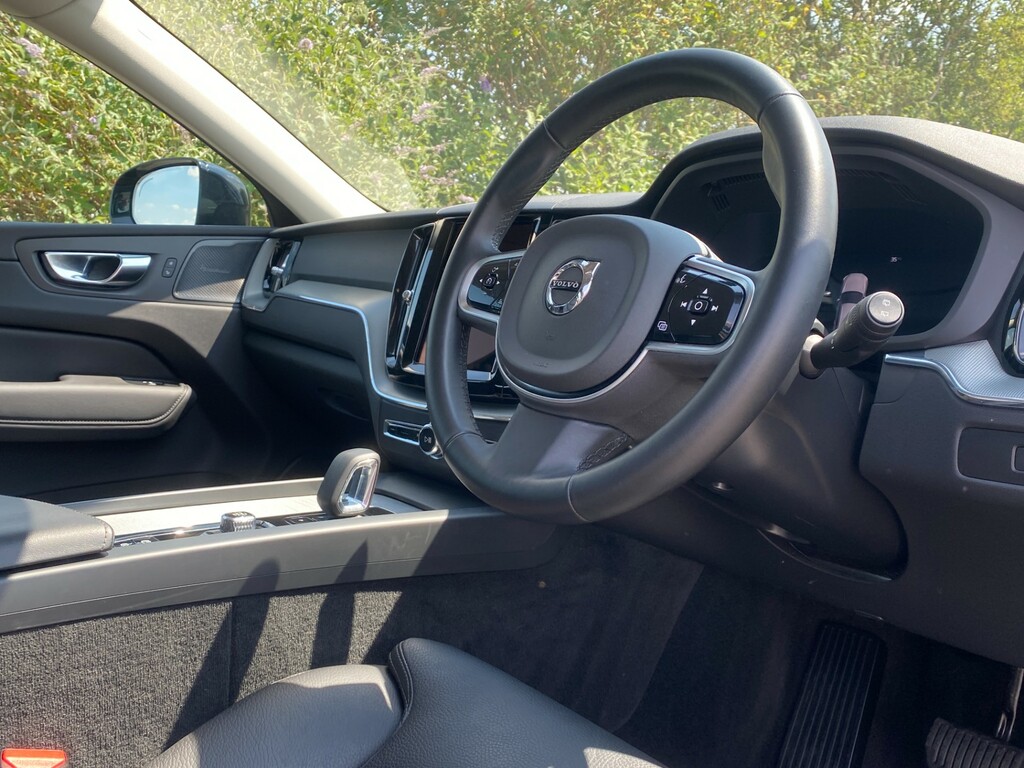 Volvo XC60 B5 Plus Awd - Harman Kardon Audio Surround YJ74PHB Grey #4