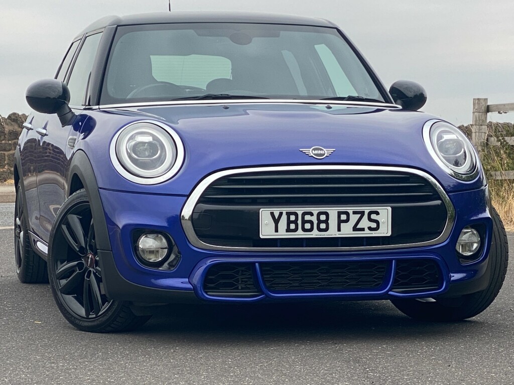 Mini Hatch Sport - Sat Nav Harman Kardon Audio Head Blue