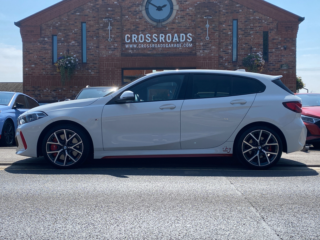 BMW 1 Series - Virtual Cockpit Apple Carplay Heated Se LD23UJS White #2