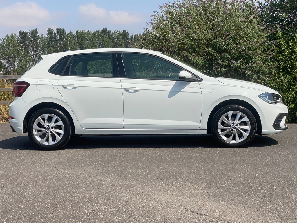 Volkswagen Polo Hatchback 1.2 201261 White #18