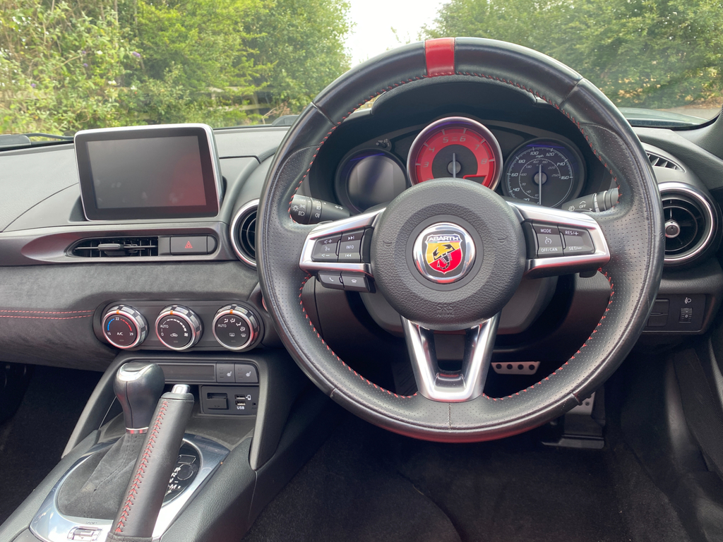 Abarth 124 Spider Multiair - Bose Audio Heated Seats Parkin White #21