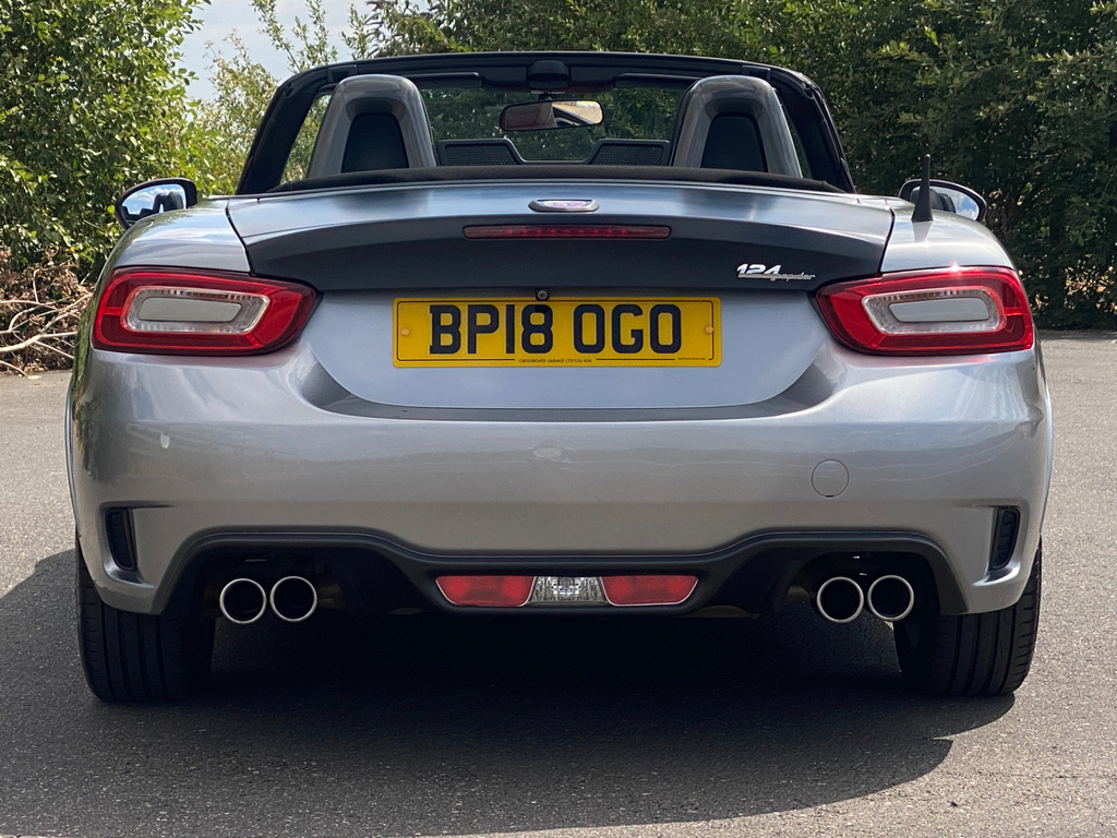 Abarth 124 Spider Multiair - Bose Audio Heated Seats Parkin White #31