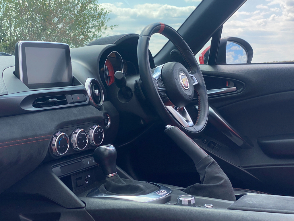 Abarth 124 Spider Multiair - Bose Audio Heated Seats Parkin White #20