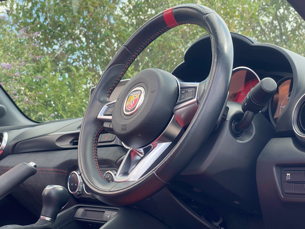 Abarth 124 Spider Multiair - Bose Audio Heated Seats Parkin White #38