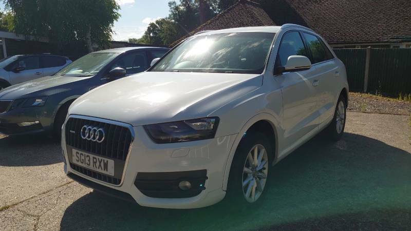 Audi Q3 2.0T Fsi 170 Quattro Se - 2013 13 White #4