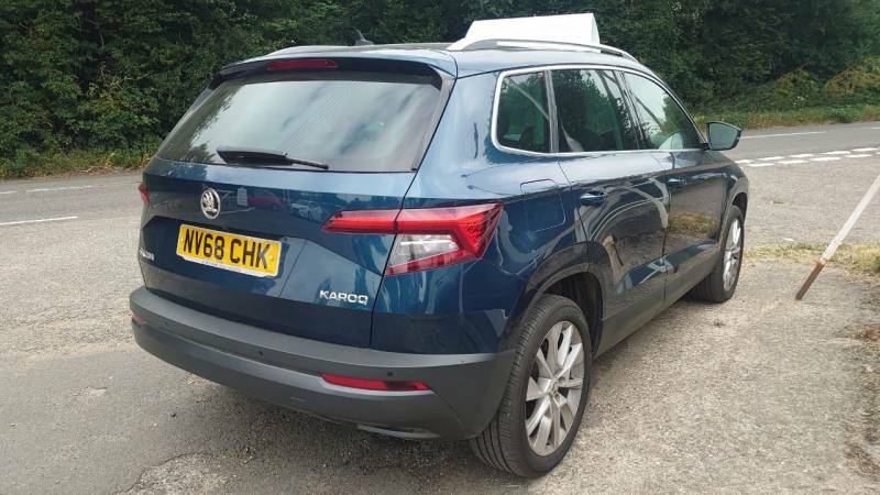 Skoda Karoq 1.6 Tdi Se L Dsg - 2018 68 NV68CHK Blue #2