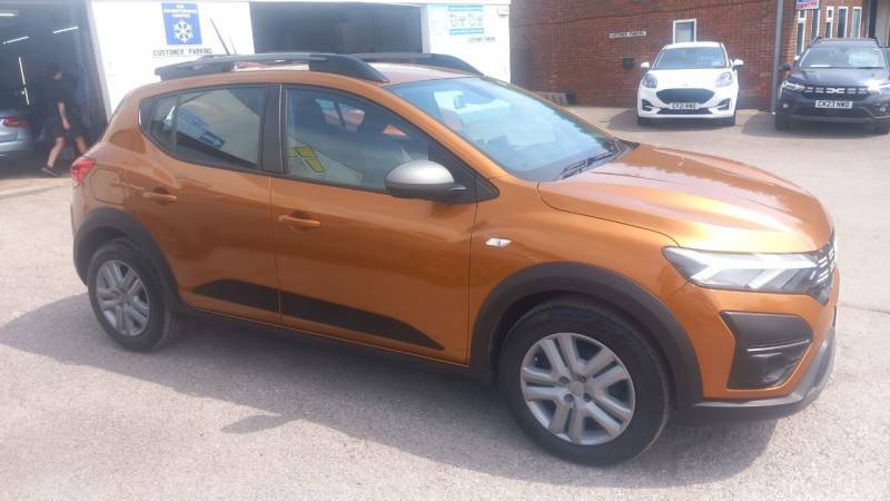 Dacia Sandero Stepway 1.0 Tce Expression - 2023 23 YM23CUK Orange #5