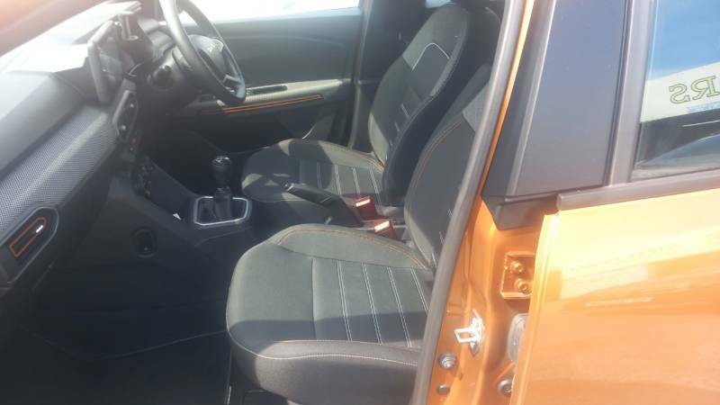 Dacia Sandero Stepway 1.0 Tce Expression - 2023 23 YM23CUK Orange #6
