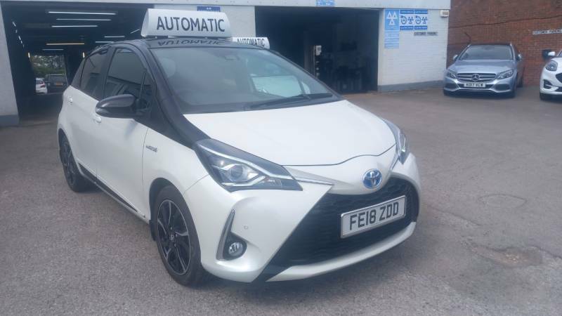Toyota Yaris 1.5 Hybrid Bi-tone Cvt - 2018 18 Black