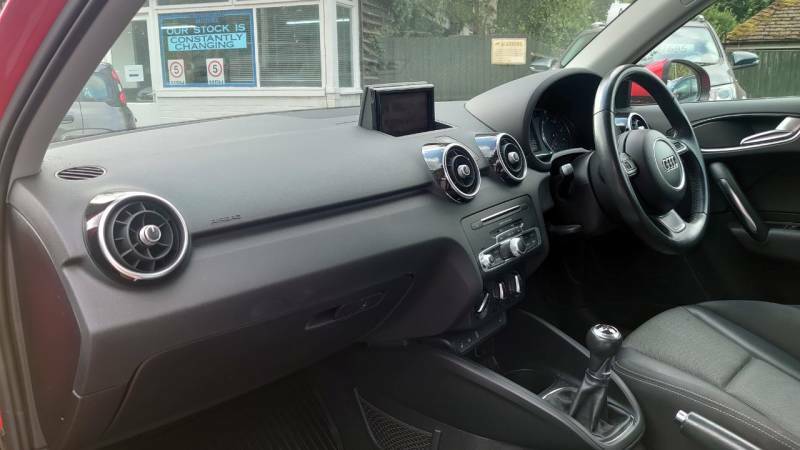 Audi A1 1.0 Tfsi Sport - 2015 65 Red #5