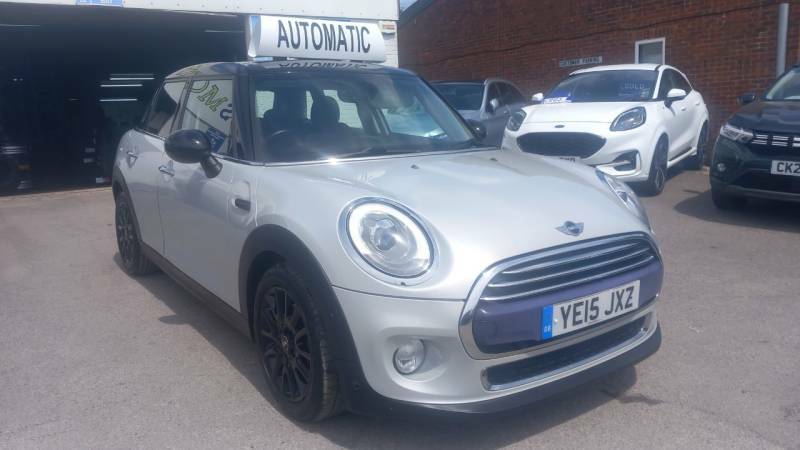 Mini Hatch 1.5 Cooper D Silver