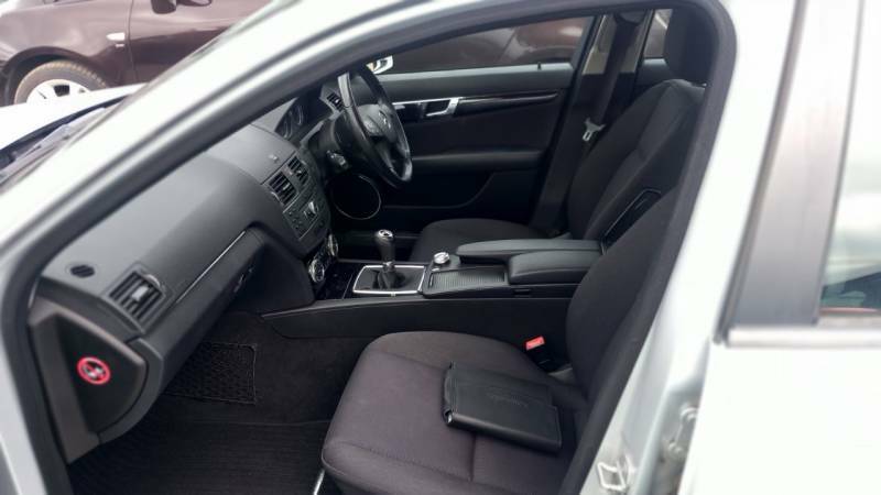 Mercedes-Benz C Class C200 Cdi Blueefficiency Executive Se - 2010 6 Silver #6