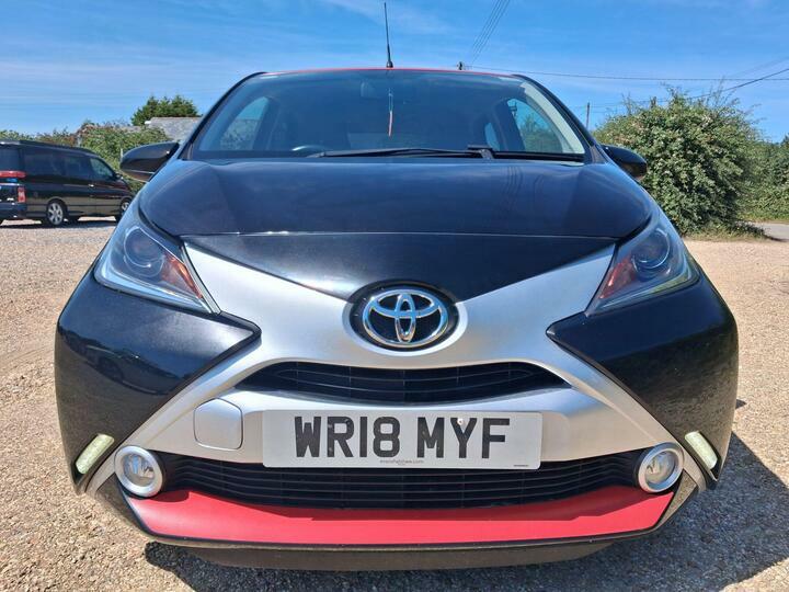 Toyota Aygo 1.0 Vvt-i X-press Euro 6 Black