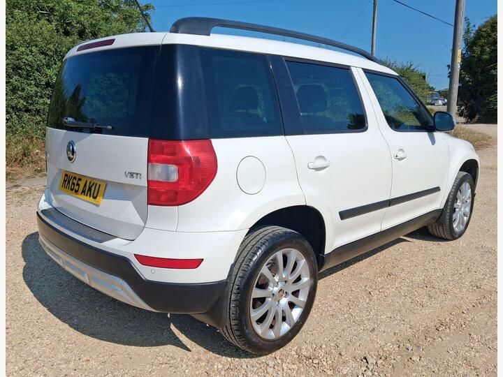 Skoda Yeti 1.2 Tsi Se L Outdoor Dsg Euro 6 Ss Green #8