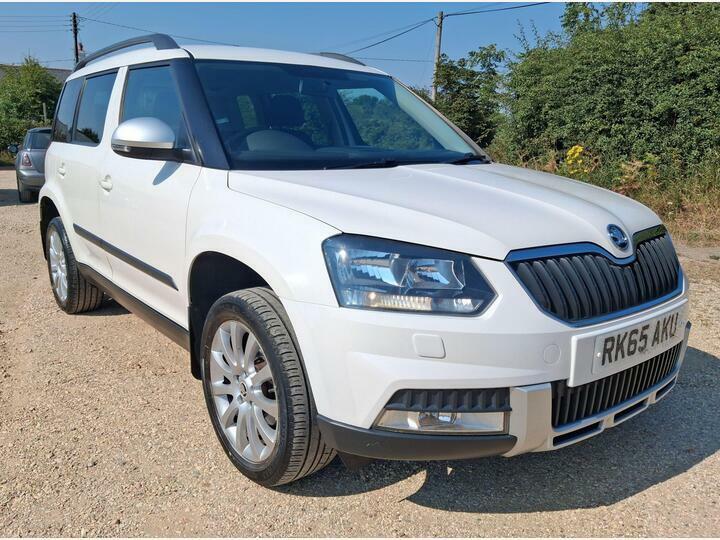 Skoda Yeti 1.2 Tsi Se Outdoor Dsg Euro 6 Ss White