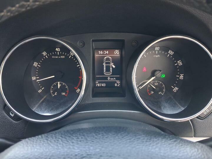 Skoda Yeti 1.2 Tsi Se L Outdoor Dsg Euro 6 Ss Green #25