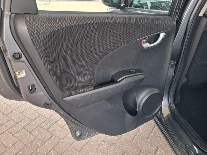 Honda Jazz 1.4 I-vtec Ex Silver #20