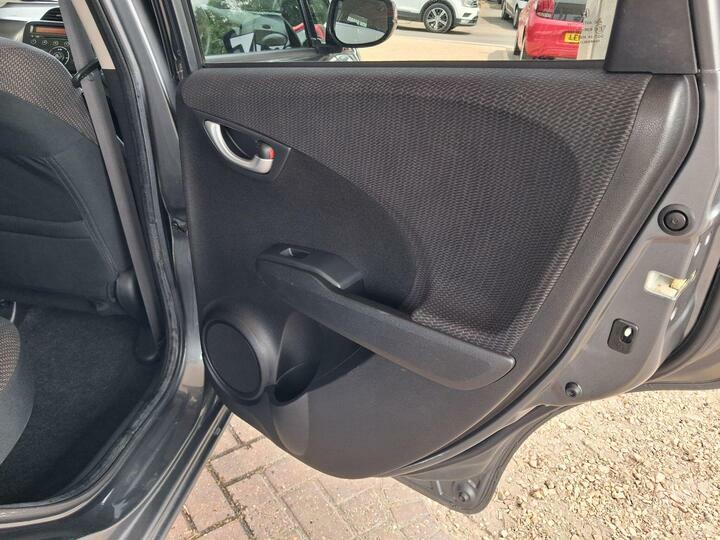 Honda Jazz 1.4 I-vtec Ex Silver #19