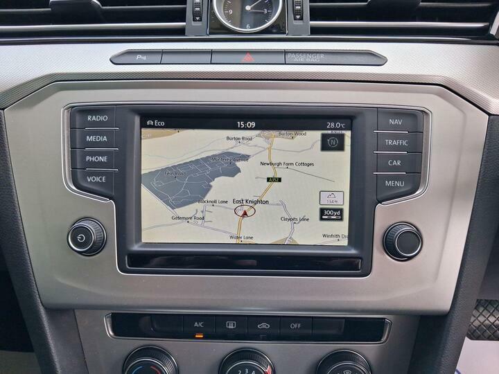 Volkswagen Passat 2.0 Tdi Bluemotion Tech Gt Euro 6 Ss Silver #26