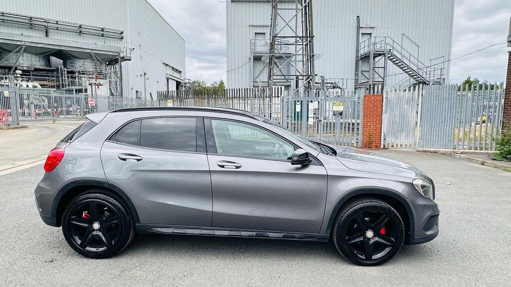 Mercedes-Benz GLA Class 2.1 Gla200 Cdi Sport Premium 136 Bhp Aut Silver #14
