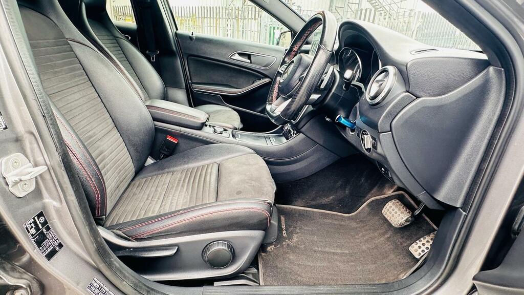 Mercedes-Benz GLA Class 2.1 Gla200 Cdi Sport Premium 136 Bhp Aut Silver #21