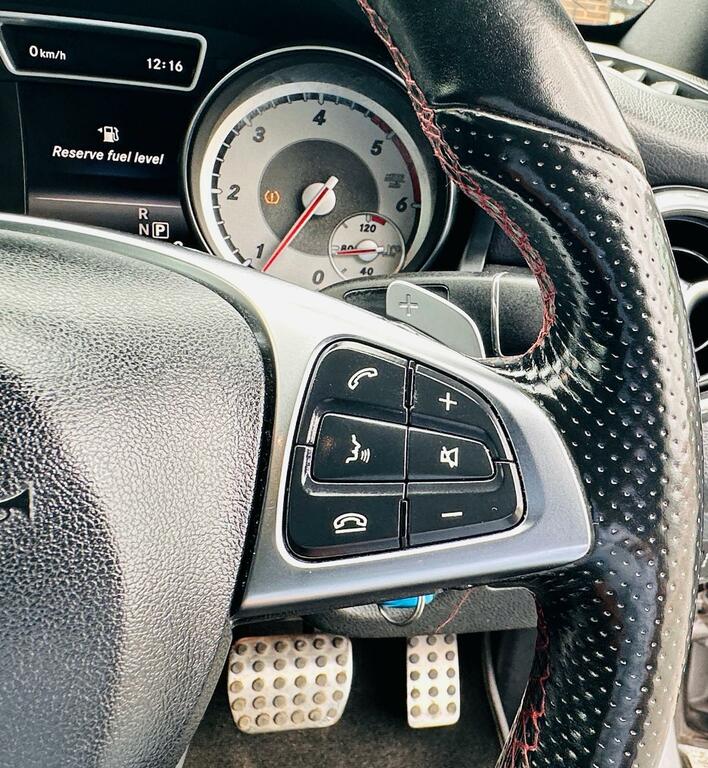 Mercedes-Benz GLA Class 2.1 Gla200 Cdi Sport Premium 136 Bhp Aut Silver #28