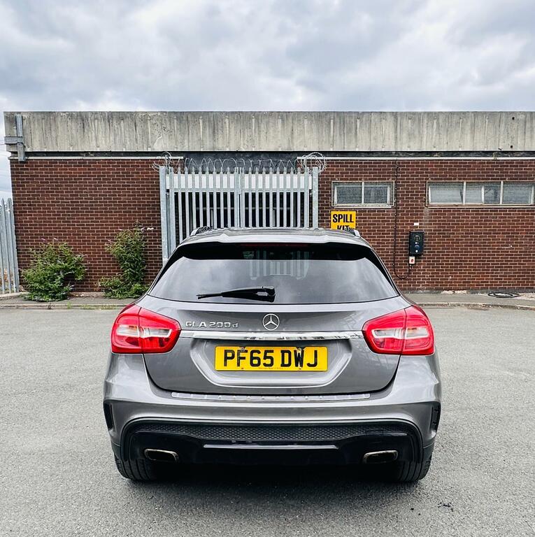 Mercedes-Benz GLA Class 2.1 Gla200 Cdi Sport Premium 136 Bhp Aut Silver #13