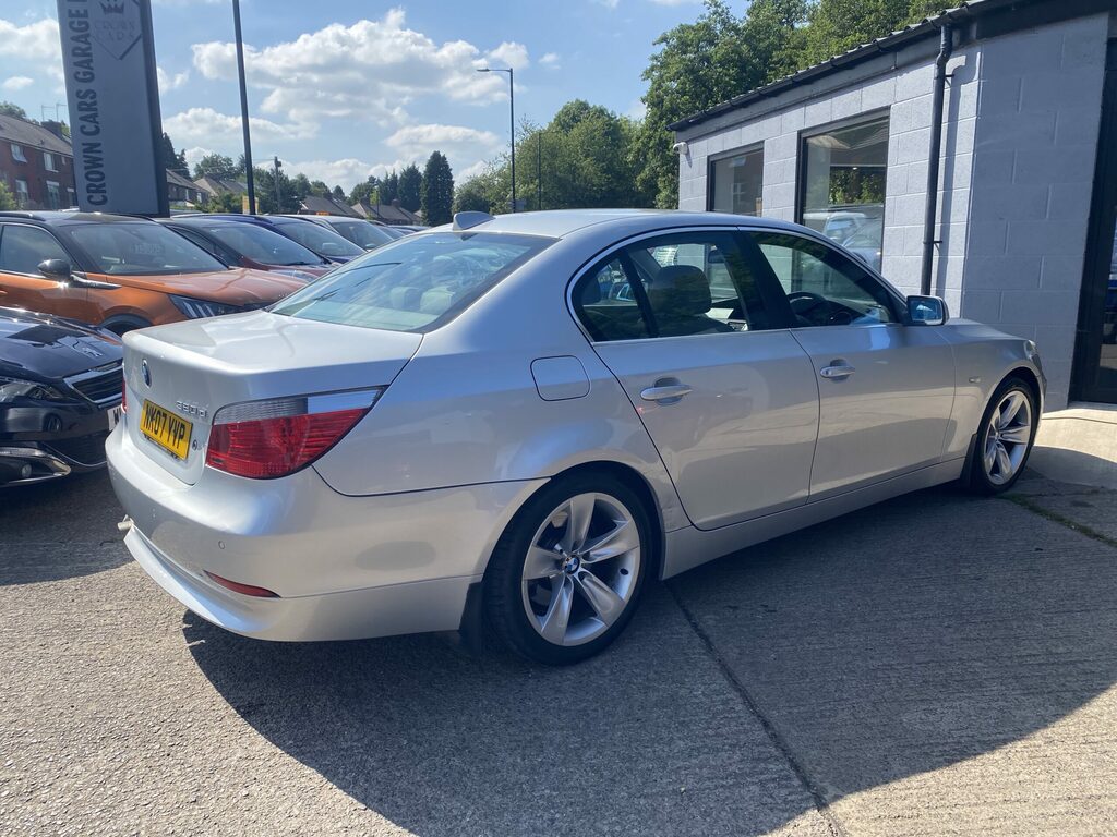 BMW 5 Series 520D Se Black #12