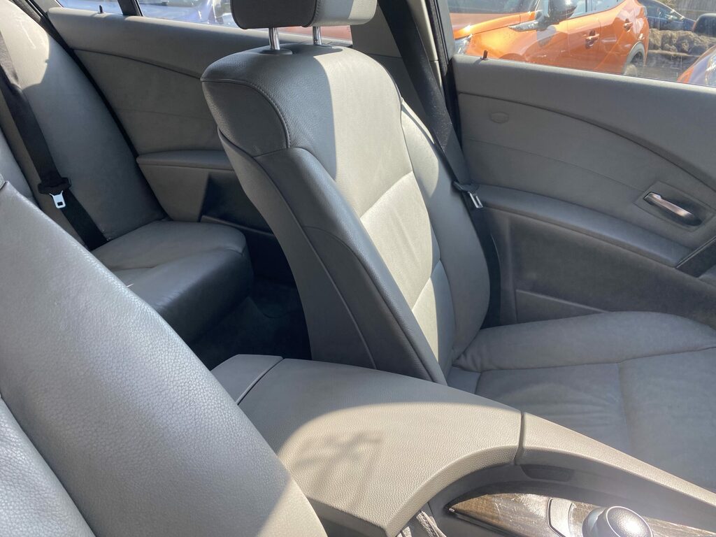 BMW 5 Series 520D Se Black #22