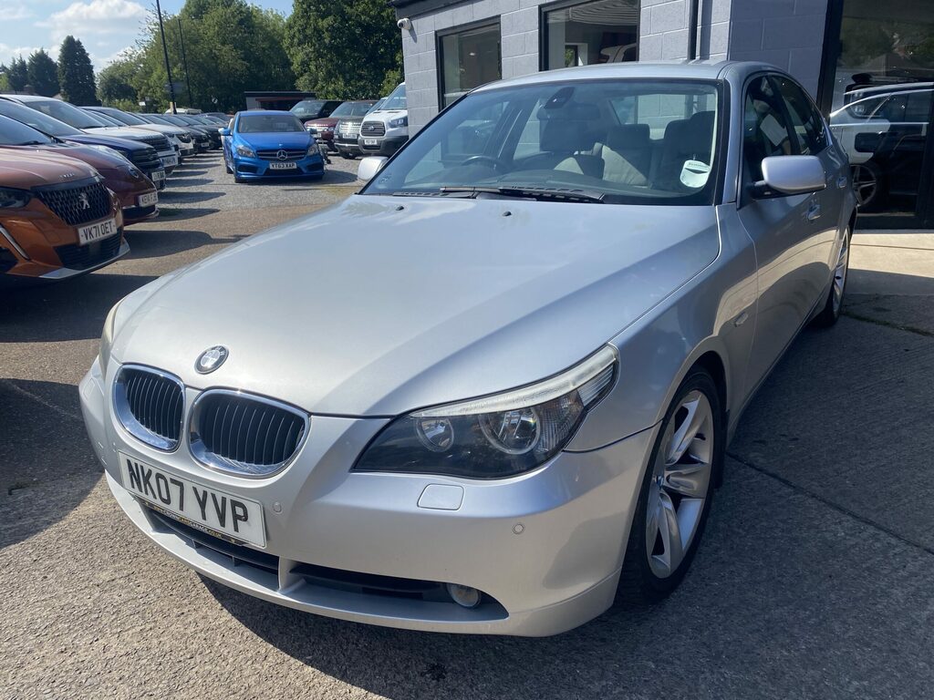BMW 5 Series 520D Se Black #6