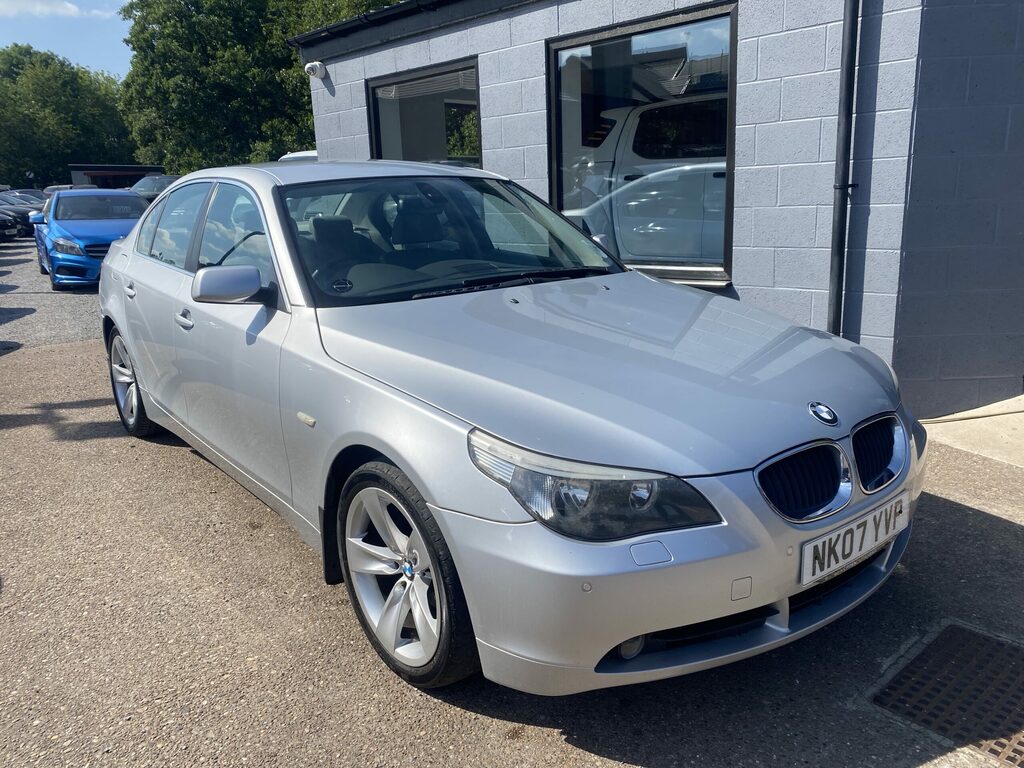 BMW 5 Series 520D Se Black #2