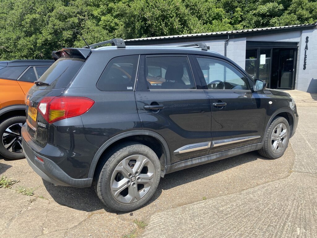 Suzuki Vitara 1.6 Ddis Sz-t Green #9