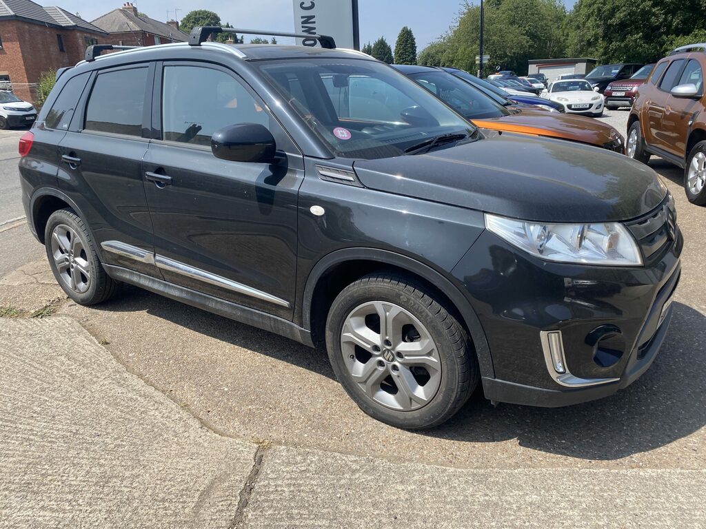 Suzuki Vitara Suzuki Vitara 1.6 Sz-t Hatch. Metallic Blac Black #3