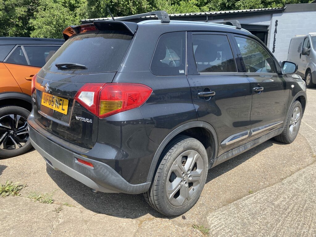 Suzuki Vitara 1.6 Ddis Sz-t Green #8