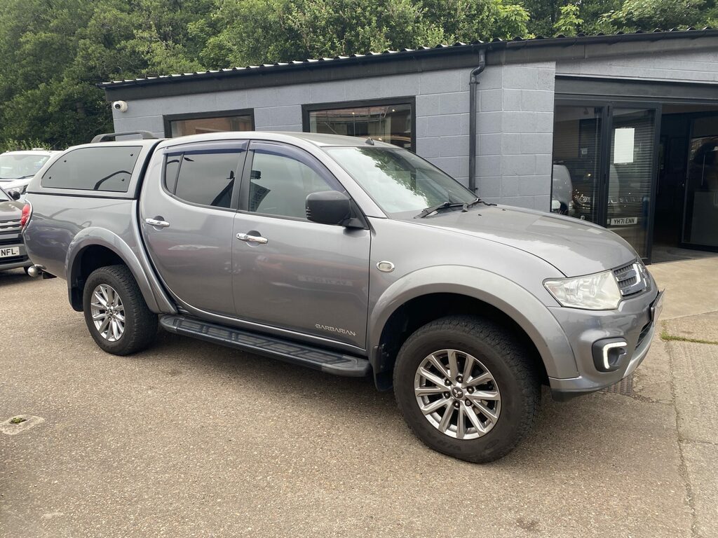 Mitsubishi L200 Mitsubishi L200 Barbarian 2.5 Metallic Silver #4