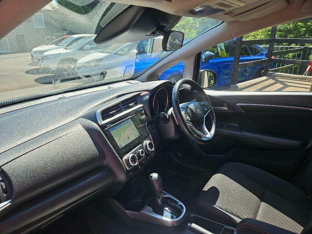 Honda Jazz Jazz Se Navi I-vtec Cvt Red #8