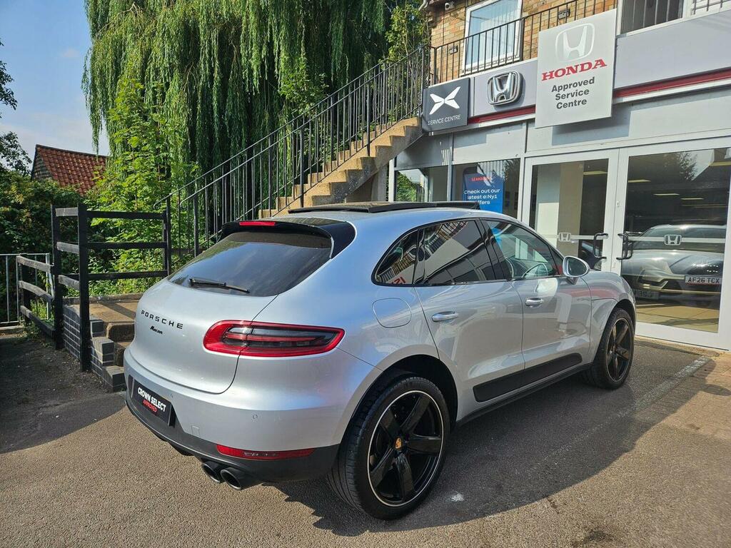 Porsche Macan 2018 2.0 Pdk 242 Bhp Black #10