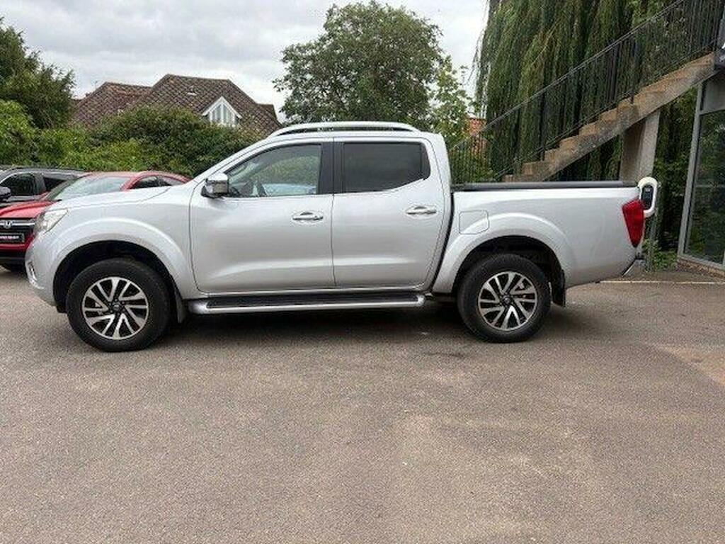 Nissan Navara 2.3 Dci Tekna 4Wd Euro 6 S S Silver #3