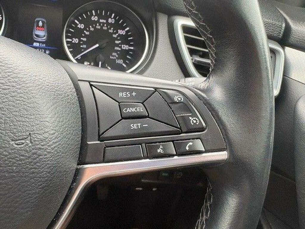 Nissan Qashqai Hatchback #13