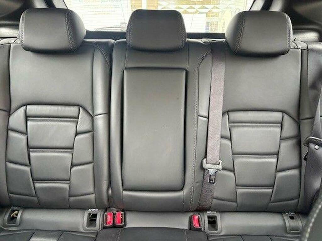 Nissan Qashqai Hatchback #24